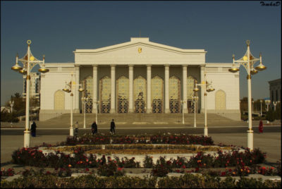 театры туркмении